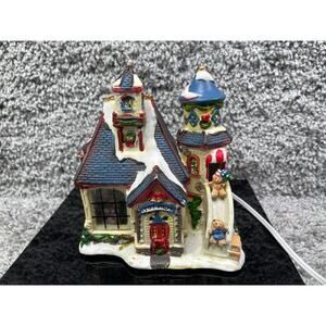 Christmas Winter Victiorian Series Lighted Building Toy Shop Power Cord 6"X6.5"